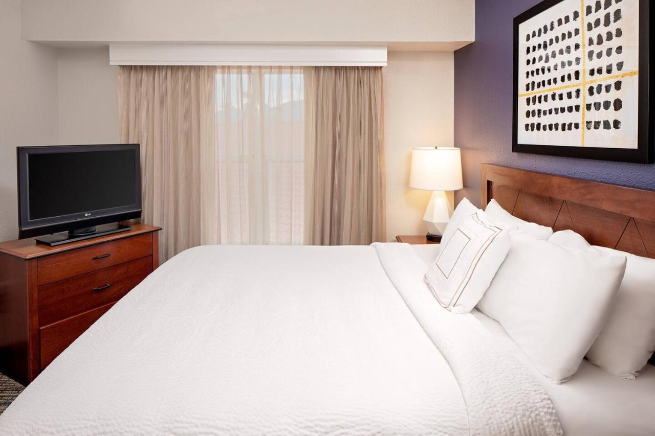 Residence Inn By Marriott Tucson Williams Centre Экстерьер фото